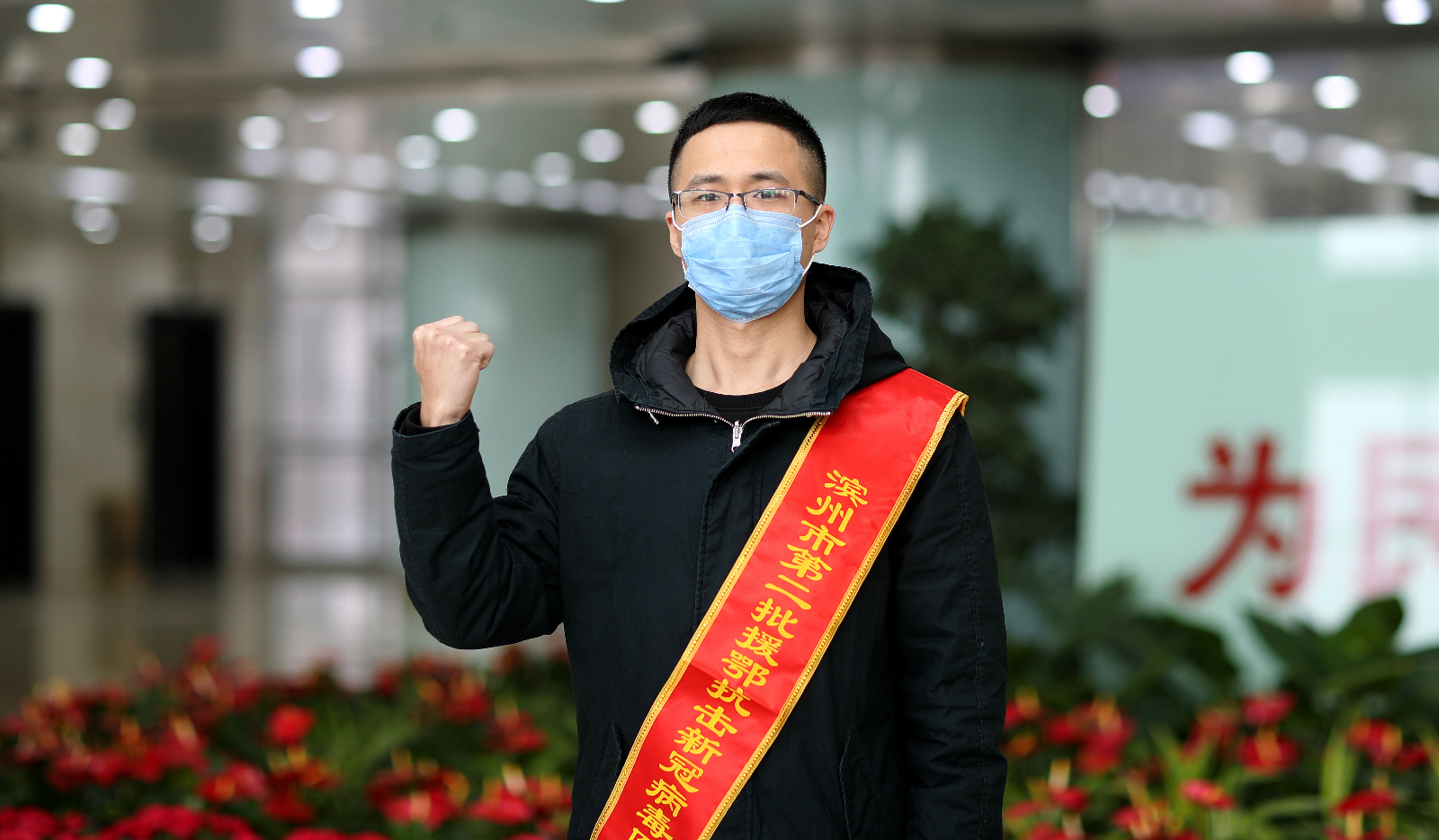 戰(zhàn)傳智照片_meitu_3.jpg 戰(zhàn)傳智照片_meitu_3.jpg